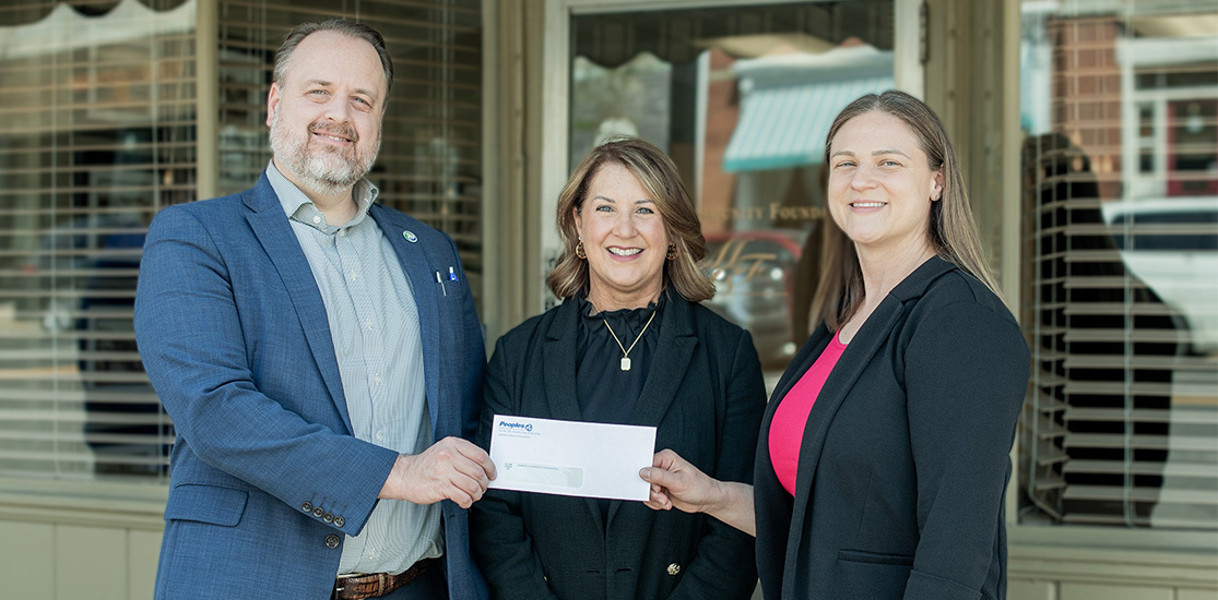 The Peoples Bank Foundation presents a $10,000 check to the Marietta Community Foundation